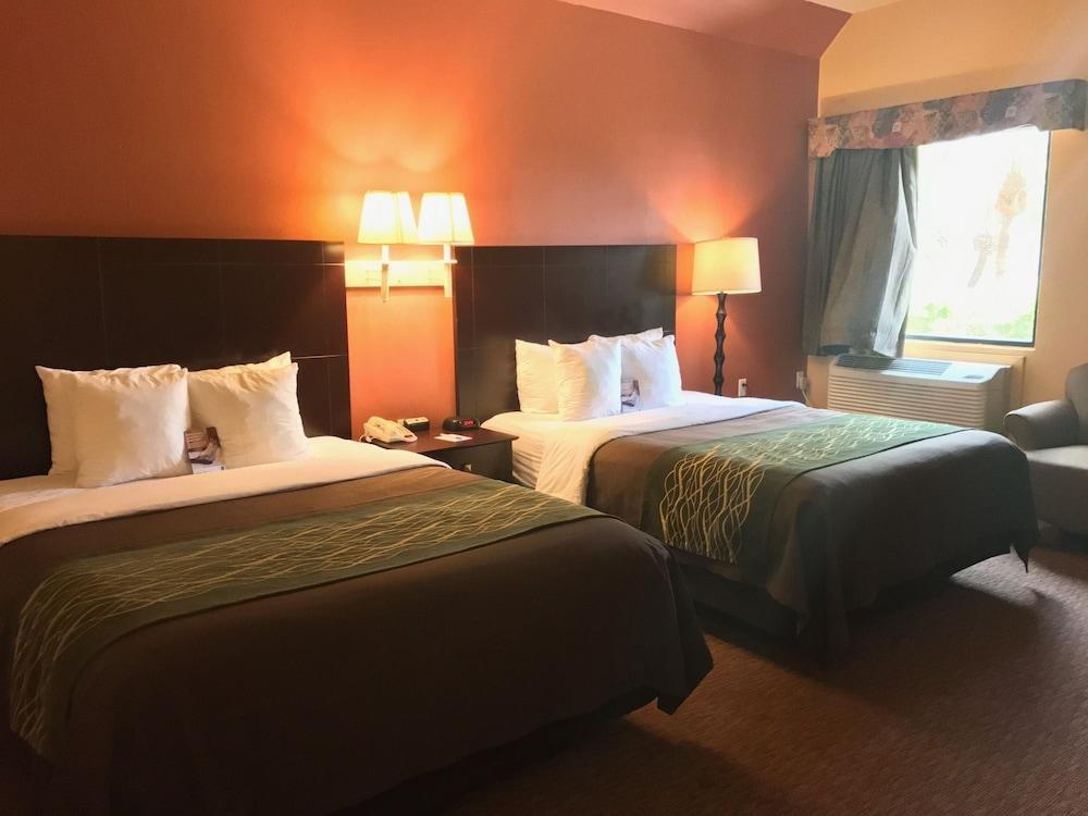 Comfort Inn Near Medical Center Мишън Екстериор снимка
